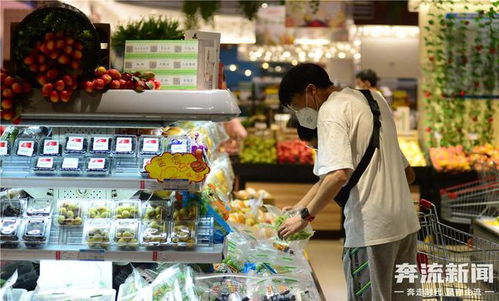 兰州市城关区保供市场运行平稳 商超正常营业，货源充足筑起民生防线